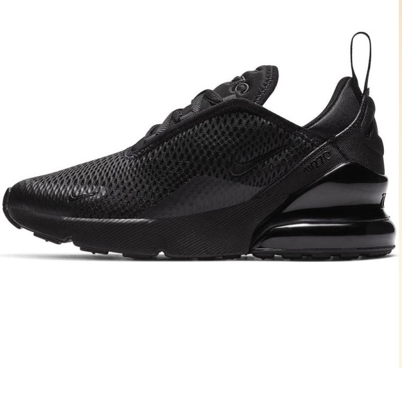 Nike Shoes - Nike Air Max 270 Sneakers